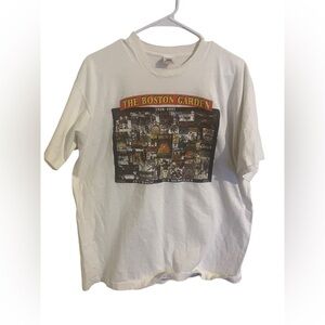 Vintage the Boston garden t shirt 1928-1995 size‎ XL fruit of the loom tag
